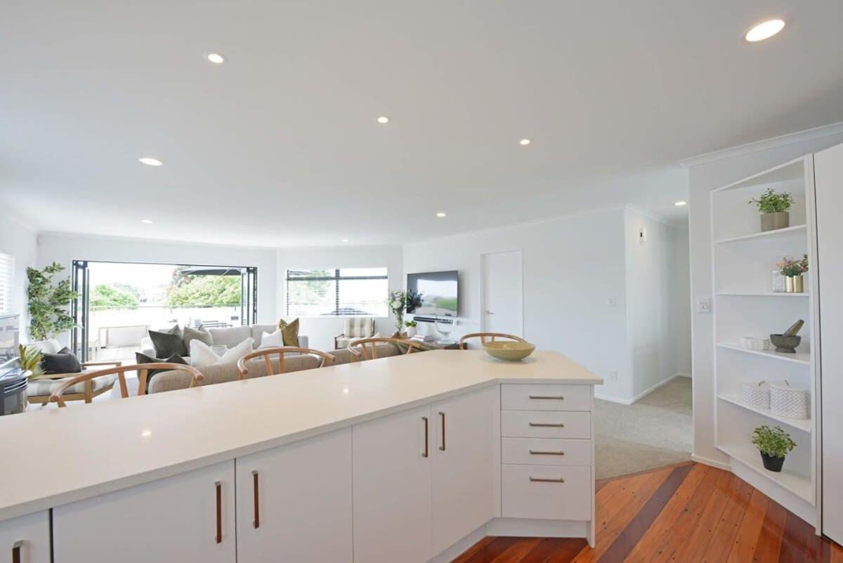 Escape To High End Comforts On Riverton Villa Mount Maunganui Bagian luar foto