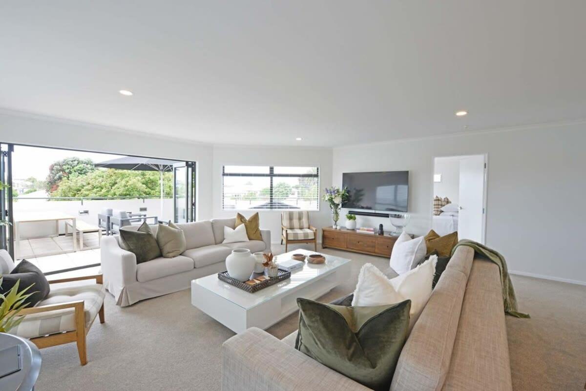 Escape To High End Comforts On Riverton Villa Mount Maunganui Bagian luar foto