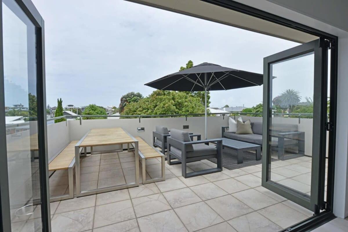 Escape To High End Comforts On Riverton Villa Mount Maunganui Bagian luar foto