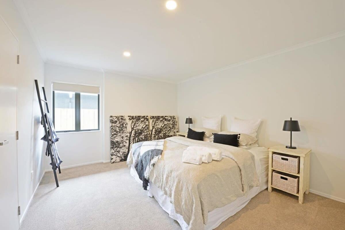 Escape To High End Comforts On Riverton Villa Mount Maunganui Bagian luar foto